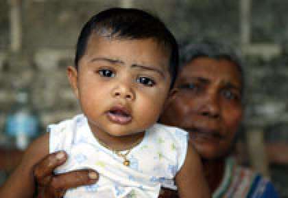 Enfant aux Maldives © Georges Fischer - mmprc