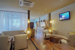 Maldives - Constance Moofushi - Salon à l'aéroport