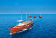 Maldives - Safari Island Resort - Safari Boat